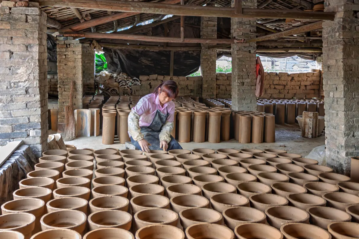 A Potter's Guide to Stoke-on-Trent: Studios, Suppliers and Ceramics Heritage