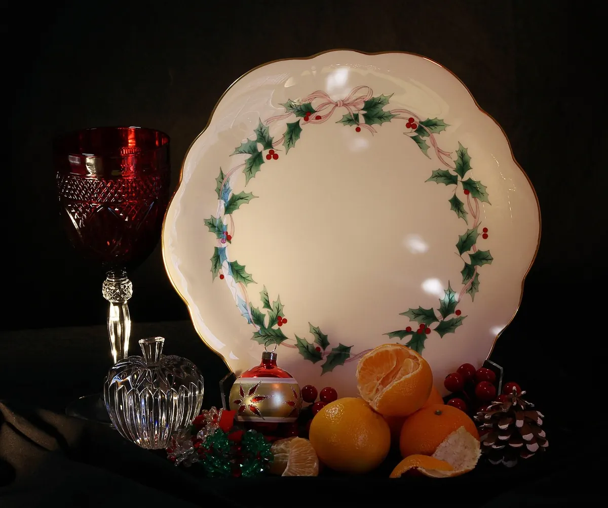 Christmas Ceramics: Making and Glazing Festive Tableware
